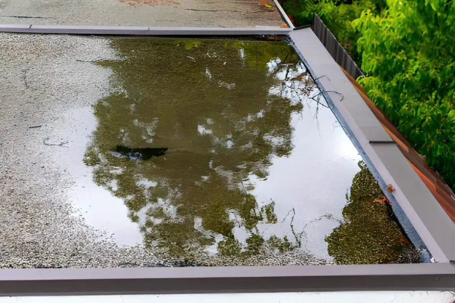 risks associated with flat roofs