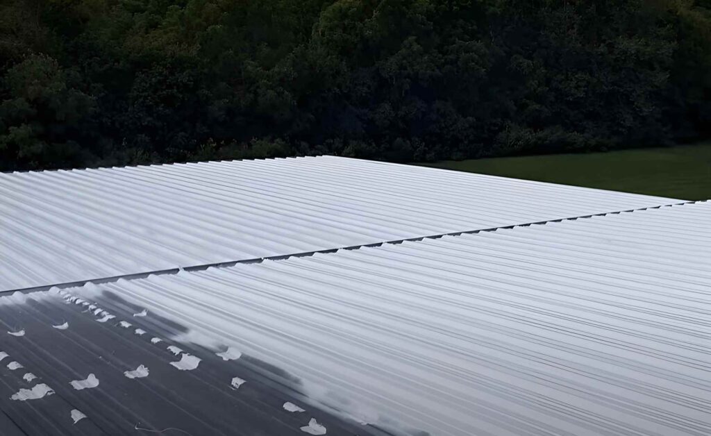 polyurethane coating white cool roof