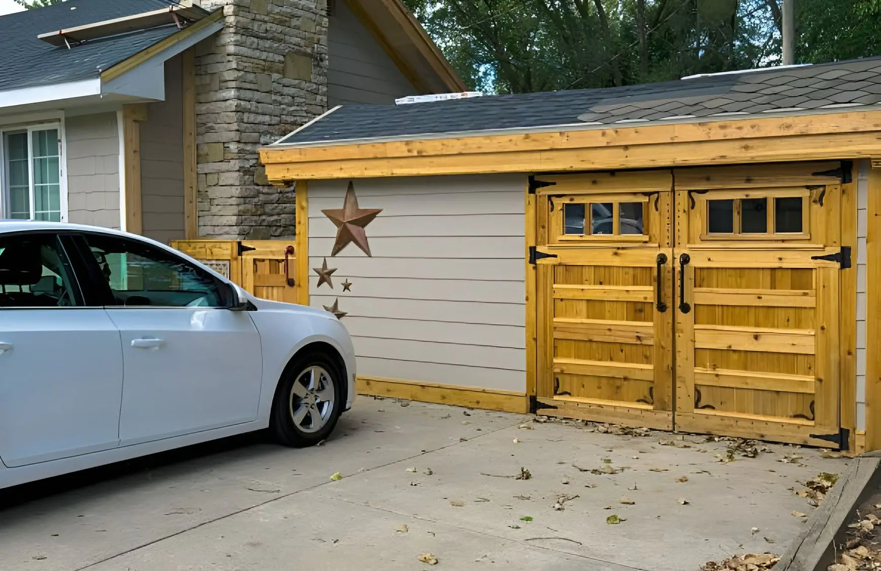 reverse gable roof garage